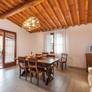Two-Bedroom Separate Building Apartment
